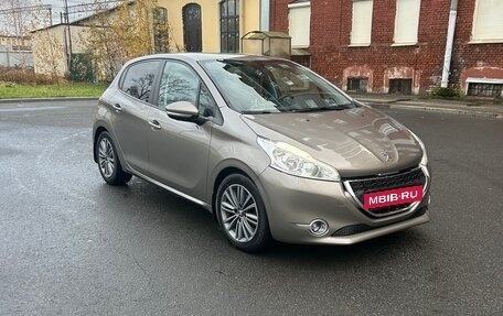 Peugeot 208 II, 2013 год, 650 000 рублей, 3 фотография