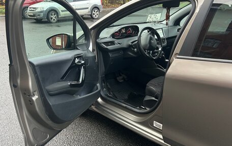 Peugeot 208 II, 2013 год, 650 000 рублей, 6 фотография