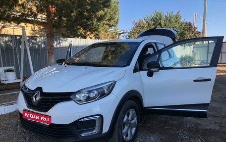 Renault Kaptur I рестайлинг, 2018 год, 1 350 000 рублей, 2 фотография