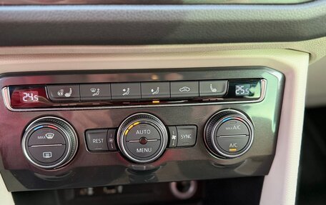 Volkswagen Tiguan II, 2017 год, 2 150 000 рублей, 22 фотография