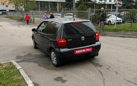 Volkswagen Polo III рестайлинг, 2000 год, 280 000 рублей, 3 фотография