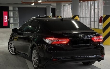 Toyota Camry, 2018 год, 2 830 000 рублей, 3 фотография