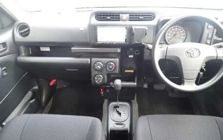 Toyota Probox I, 2022 год, 1 219 000 рублей, 5 фотография