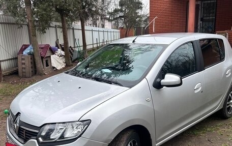 Renault Sandero II рестайлинг, 2015 год, 790 000 рублей, 3 фотография