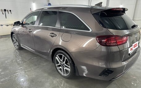 KIA cee'd III, 2019 год, 1 800 000 рублей, 10 фотография