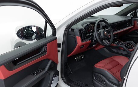 Porsche Cayenne III, 2025 год, 32 490 000 рублей, 7 фотография