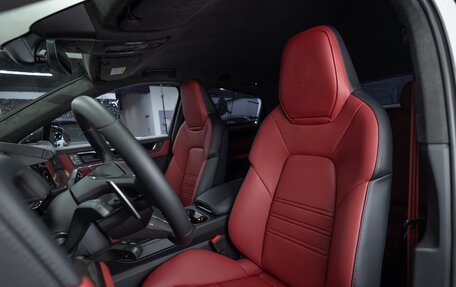 Porsche Cayenne III, 2025 год, 32 490 000 рублей, 11 фотография