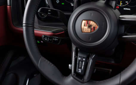 Porsche Cayenne III, 2025 год, 32 490 000 рублей, 16 фотография