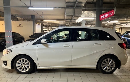 Mercedes-Benz B-Класс, 2015 год, 1 690 000 рублей, 6 фотография