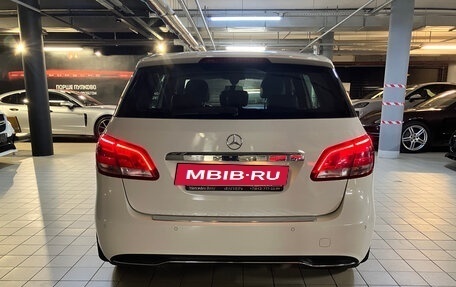 Mercedes-Benz B-Класс, 2015 год, 1 690 000 рублей, 7 фотография