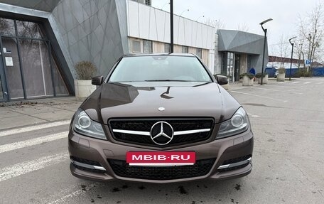 Mercedes-Benz C-Класс, 2012 год, 1 700 000 рублей, 11 фотография
