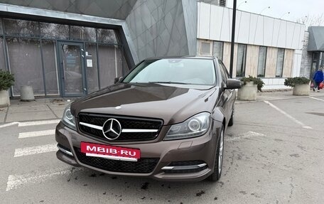 Mercedes-Benz C-Класс, 2012 год, 1 700 000 рублей, 10 фотография