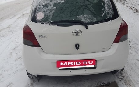 Toyota Vitz, 2009 год, 590 000 рублей, 4 фотография