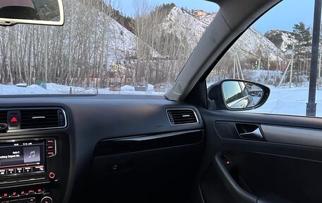 Volkswagen Jetta VI, 2011 год, 870 000 рублей, 26 фотография