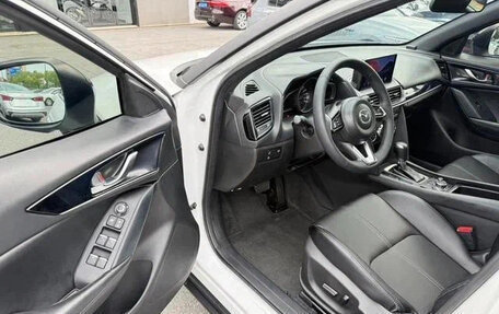 Mazda CX-4, 2021 год, 2 170 000 рублей, 6 фотография