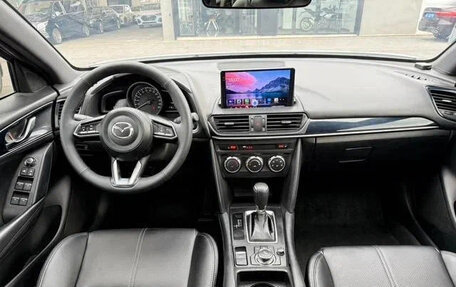 Mazda CX-4, 2021 год, 2 170 000 рублей, 8 фотография