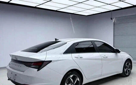 Hyundai Elantra, 2021 год, 1 180 000 рублей, 4 фотография