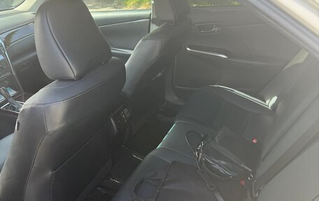 Toyota Camry, 2017 год, 2 650 000 рублей, 6 фотография