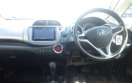 Honda Fit III, 2012 год, 950 000 рублей, 11 фотография