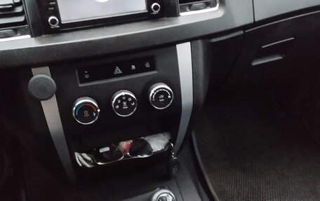 ЛуАЗ Patriot, 2017 год, 620 000 рублей, 5 фотография