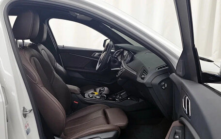 BMW 1 серия, 2022 год, 1 860 000 рублей, 7 фотография