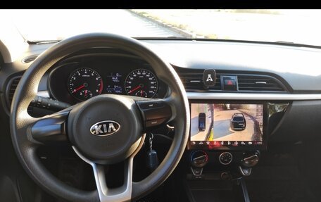 KIA Rio IV, 2017 год, 1 140 000 рублей, 6 фотография