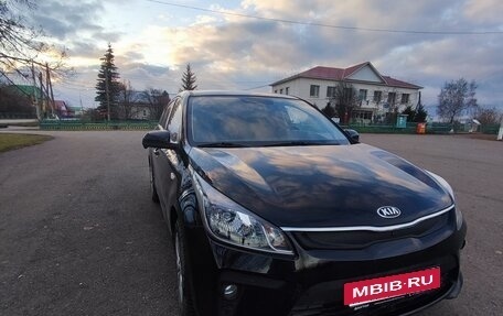 KIA Rio IV, 2017 год, 1 140 000 рублей, 2 фотография