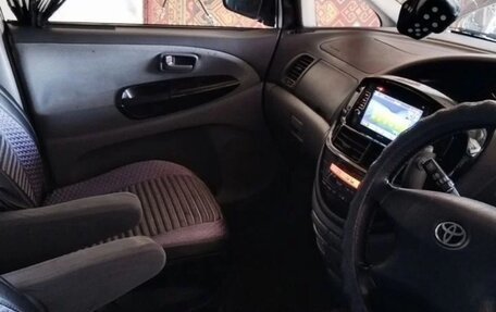 Toyota Estima III рестайлинг -2, 2001 год, 670 000 рублей, 4 фотография