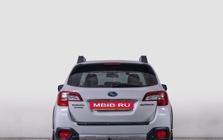 Subaru Outback IV рестайлинг, 2015 год, 2 499 000 рублей, 5 фотография