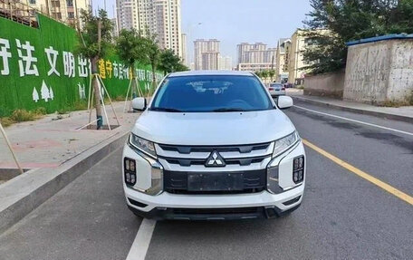 Mitsubishi ASX I рестайлинг, 2022 год, 1 670 000 рублей, 2 фотография