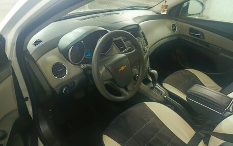 Chevrolet Cruze II, 2012 год, 600 000 рублей, 6 фотография