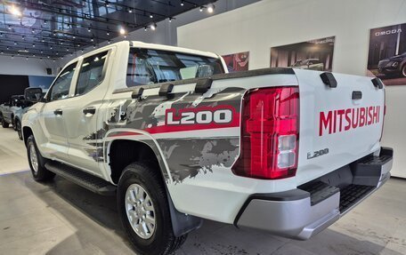 Mitsubishi L200, 2025 год, 4 290 000 рублей, 10 фотография