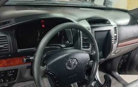 Toyota Land Cruiser Prado 120 рестайлинг, 2003 год, 2 000 000 рублей, 4 фотография