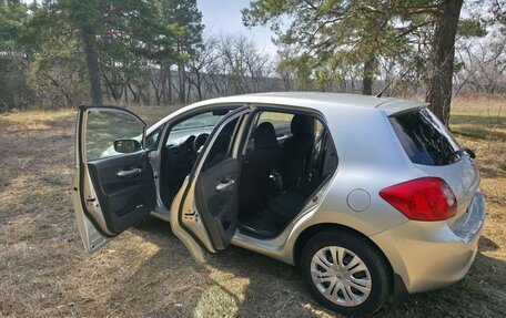 Toyota Auris II, 2009 год, 730 000 рублей, 4 фотография