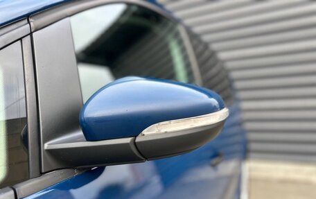 Volkswagen Touran III, 2012 год, 935 000 рублей, 7 фотография