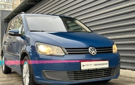 Volkswagen Touran III, 2012 год, 935 000 рублей, 3 фотография
