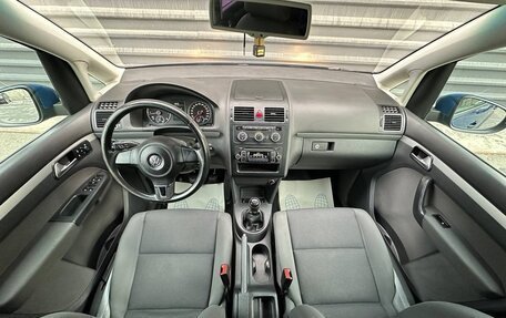 Volkswagen Touran III, 2012 год, 935 000 рублей, 21 фотография