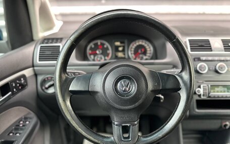 Volkswagen Touran III, 2012 год, 935 000 рублей, 24 фотография