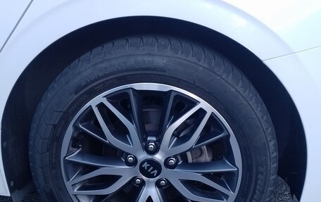 KIA K5, 2021 год, 2 300 000 рублей, 12 фотография