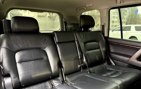 Toyota Land Cruiser 200, 2011 год, 3 410 000 рублей, 10 фотография