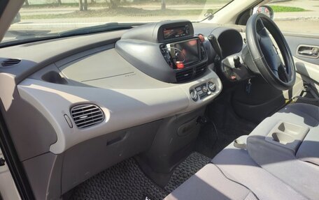 Nissan Tino, 2000 год, 240 000 рублей, 8 фотография