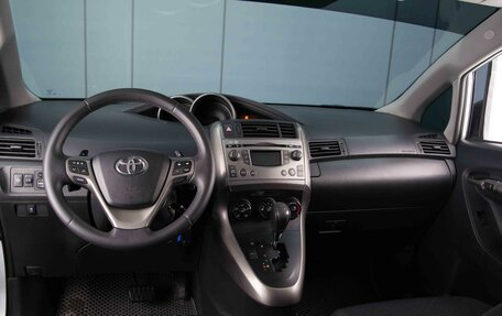 Toyota Verso I, 2009 год, 920 000 рублей, 5 фотография