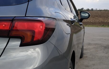 Opel Astra K, 2018 год, 1 500 000 рублей, 4 фотография