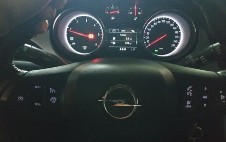 Opel Astra K, 2018 год, 1 500 000 рублей, 18 фотография