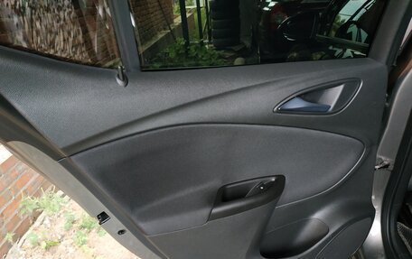 Opel Astra K, 2018 год, 1 500 000 рублей, 33 фотография