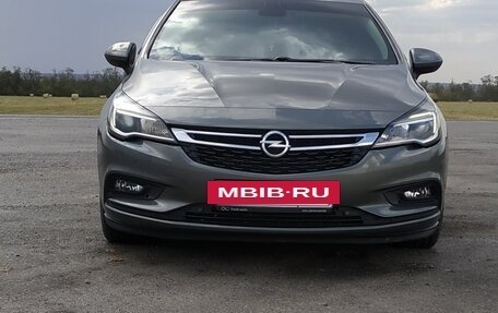 Opel Astra K, 2018 год, 1 500 000 рублей, 35 фотография