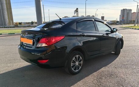 Hyundai Solaris II рестайлинг, 2013 год, 4 фотография