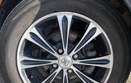 Hyundai Solaris II рестайлинг, 2013 год, 14 фотография