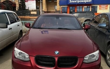BMW 3 серия, 2011 год, 1 900 000 рублей, 13 фотография