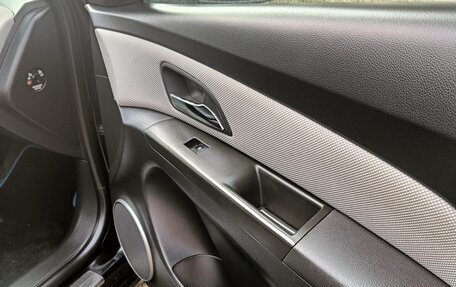 Chevrolet Cruze II, 2013 год, 850 000 рублей, 13 фотография